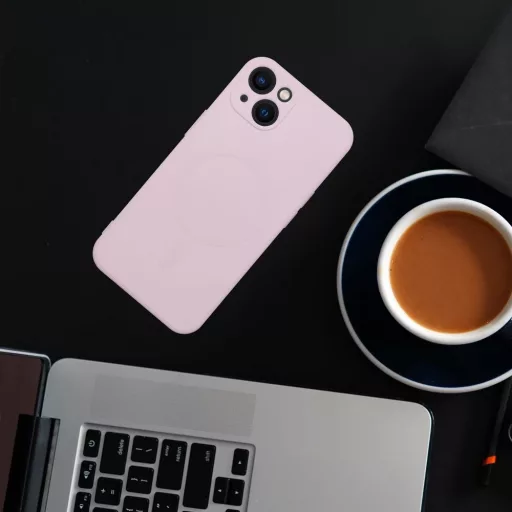 Silicone Mag Cover tok iPhone 15 MagSafe kompatibilis rózsaszín