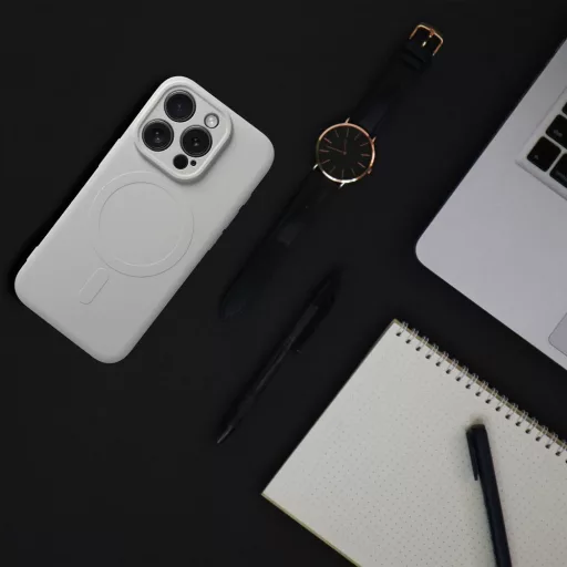 SILICONE MAG COVER Magsafe kompatibilis tok iPhone 16 Pro titanium