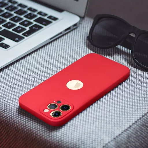 Soft tok iPhone 16 Plus piros