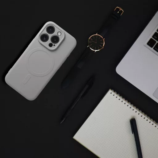 SILICONE MAG COVER tok Magsafe kompatibilis iPhone 16 Pro titanium szürke