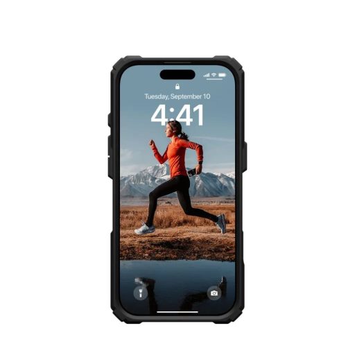 UAG Urban Armor Gear tok PLASMA XTE Magsafe kompatibilis for iPhone 16 Pro fekete / clear