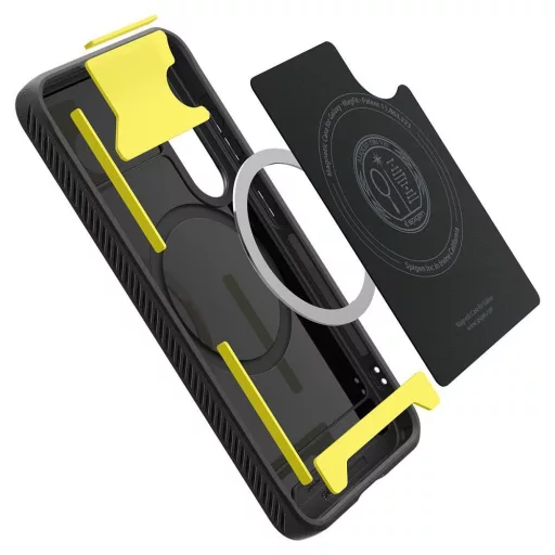 SPIGEN tok RUGGED ARMOR MAG Magsafe kompatibilis  SAMSUNG S25 matte fekete