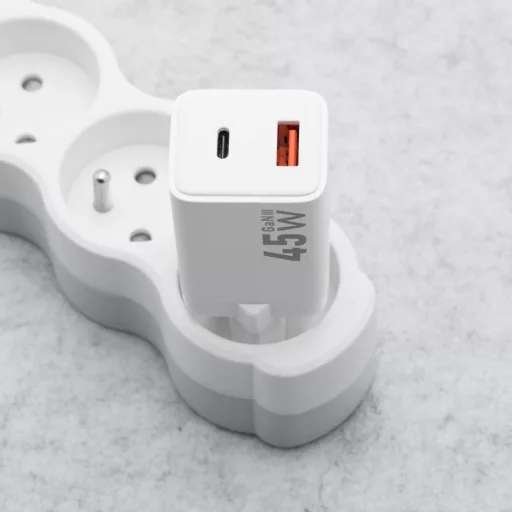 Forcell F-Energy hálózati töltő Mini GaN III USB-C + USB-A PD QC4.0 45W VT-36 fehér