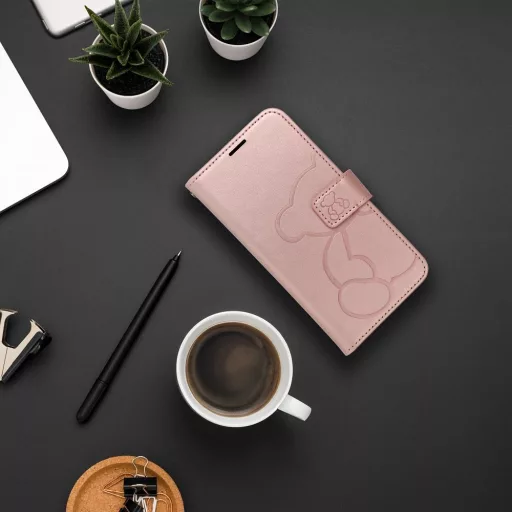 Mezzo Flip tok iPhone 16e (SE 4 2025) teddy bear rozéarany