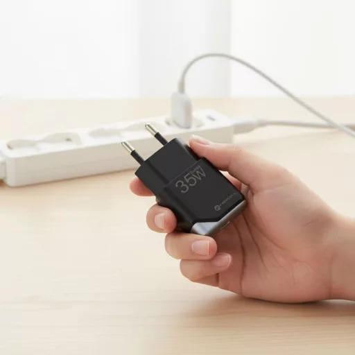 Forcell F-Energy hálózati töltő Ultra Slim GaN III USB-C PD QC4.0 3A 35W B135101-E fekete