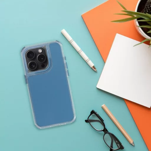 Matrix tok iPhone 17  kék