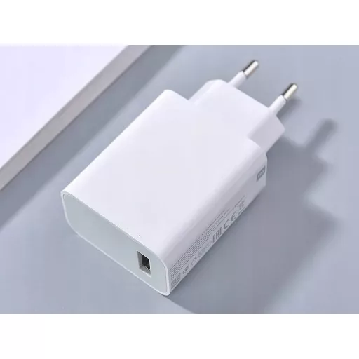 Xiaomi eredeti hálózati töltő USB-A QC3.0 3A 33W MDY-16-EF fehér bulk
